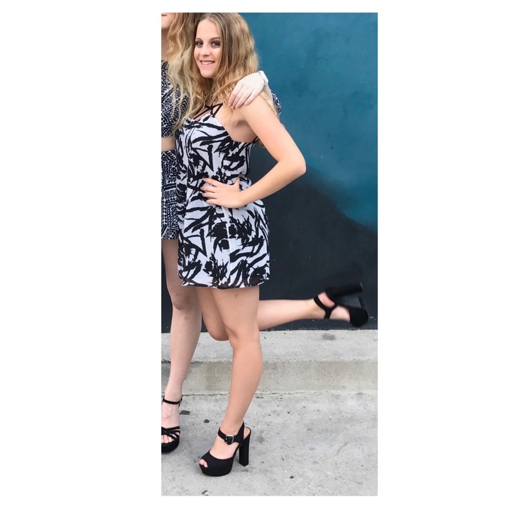 ANGL | Lightweight Airy Mini Dress Black